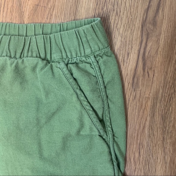 Pull-On Shorts - Picture 4 of 9